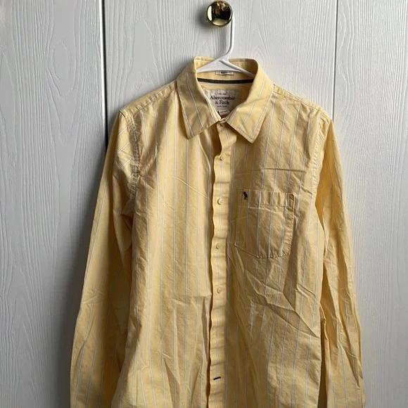 Abercrombie and Fitch large button down shirts - Picture 4 of 4
